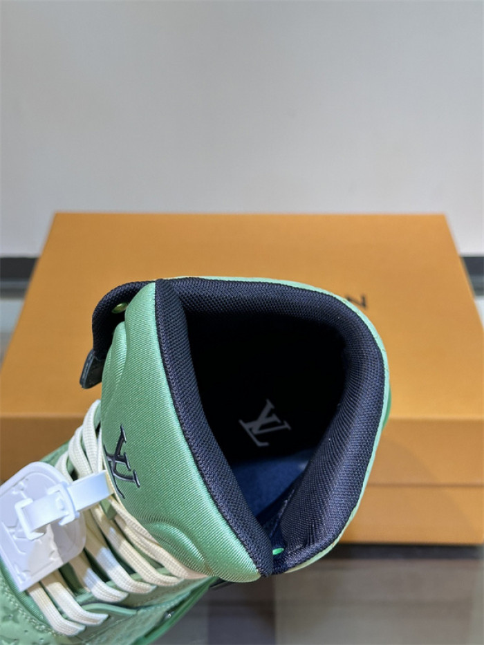L&V SNEAKERS