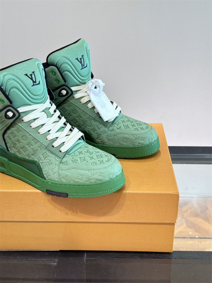 L&V SNEAKERS