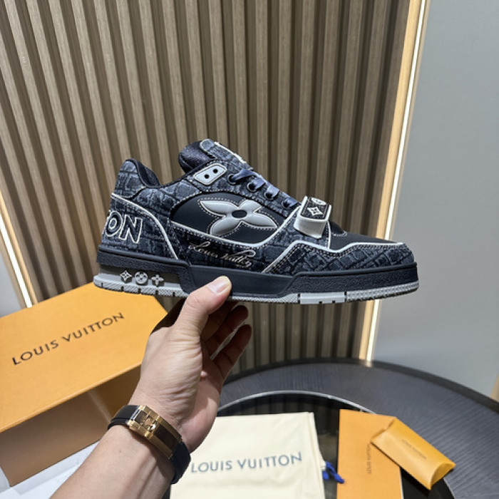 L&V SNEAKERS