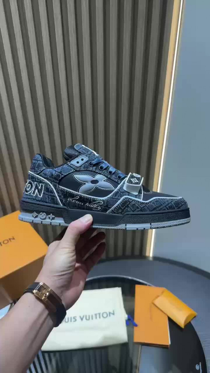 L&V SNEAKERS