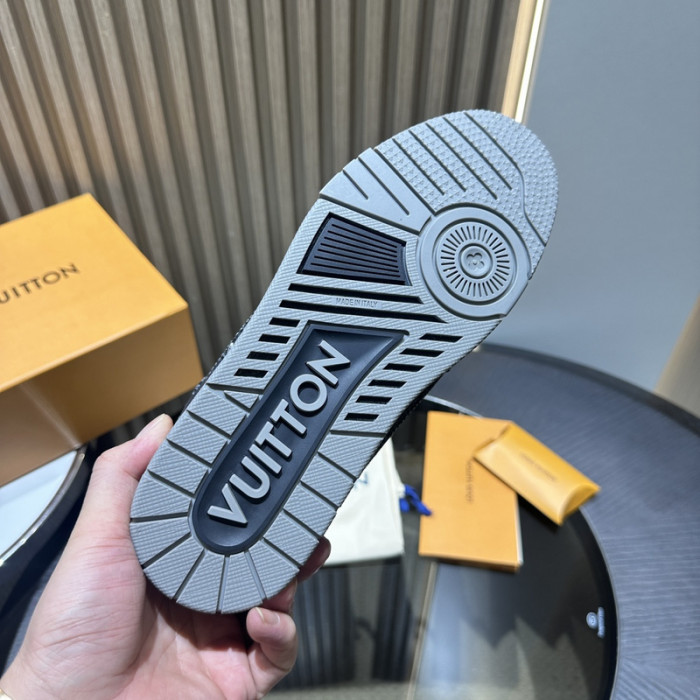 L&V SNEAKERS