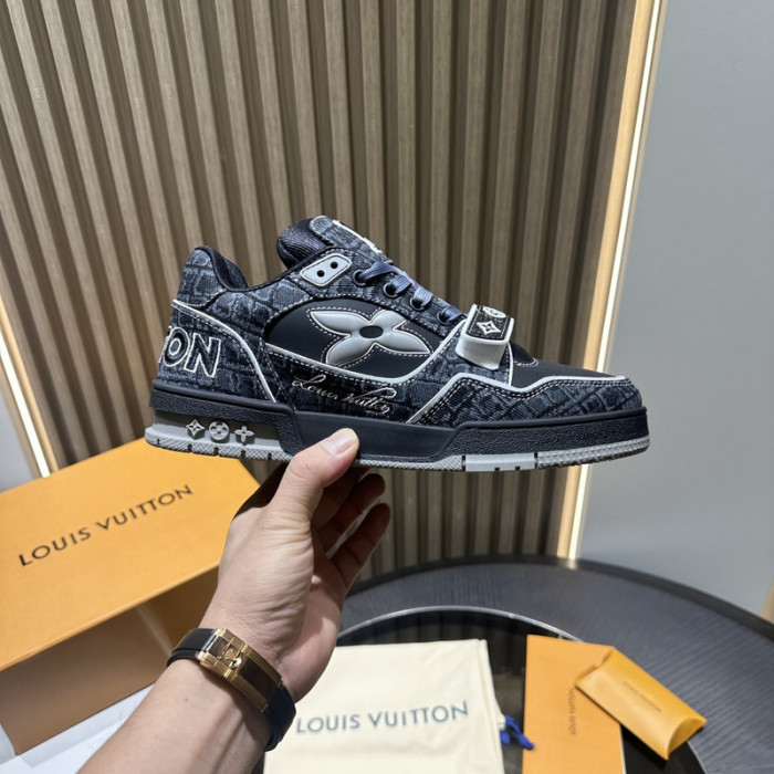 L&V SNEAKERS
