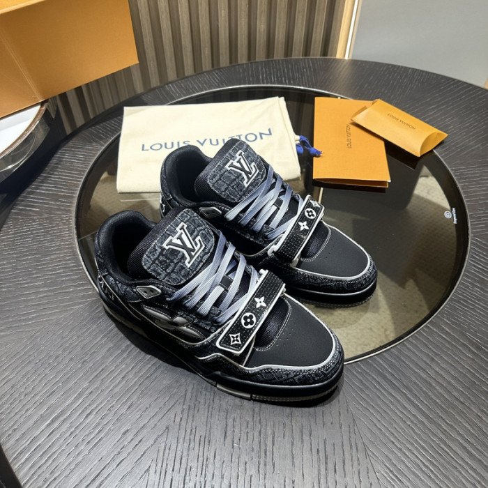 L&V SNEAKERS