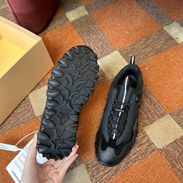 L&V SNEAKERS