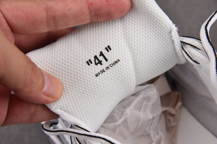 OH SNEAKER
