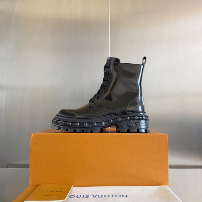 L&V SNEAKERS