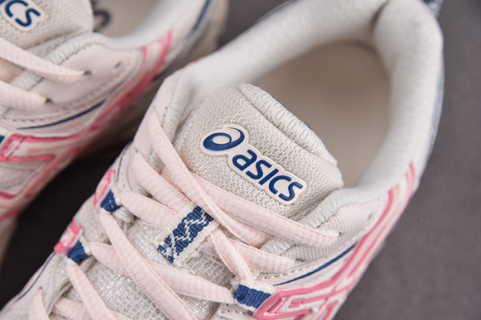 As*ic*ss shoes