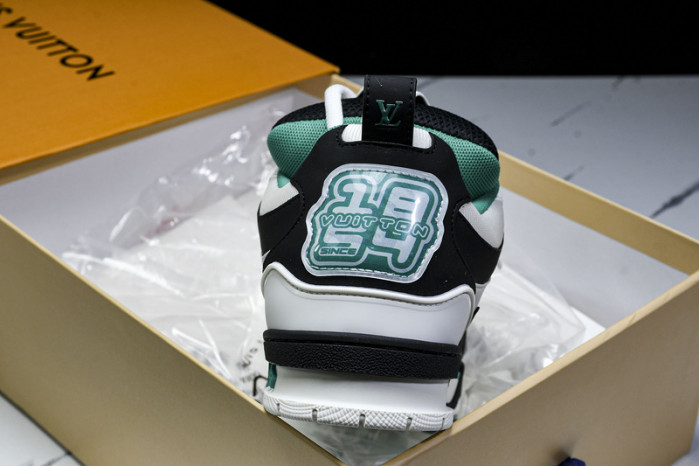 L&V SNEAKERS