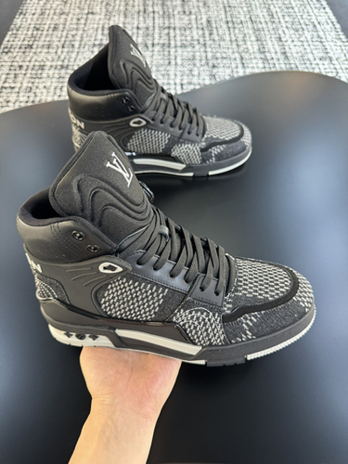 L&V SNEAKERS