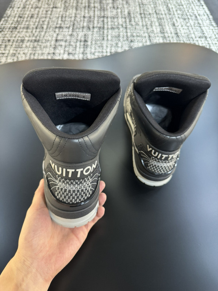L&V SNEAKERS