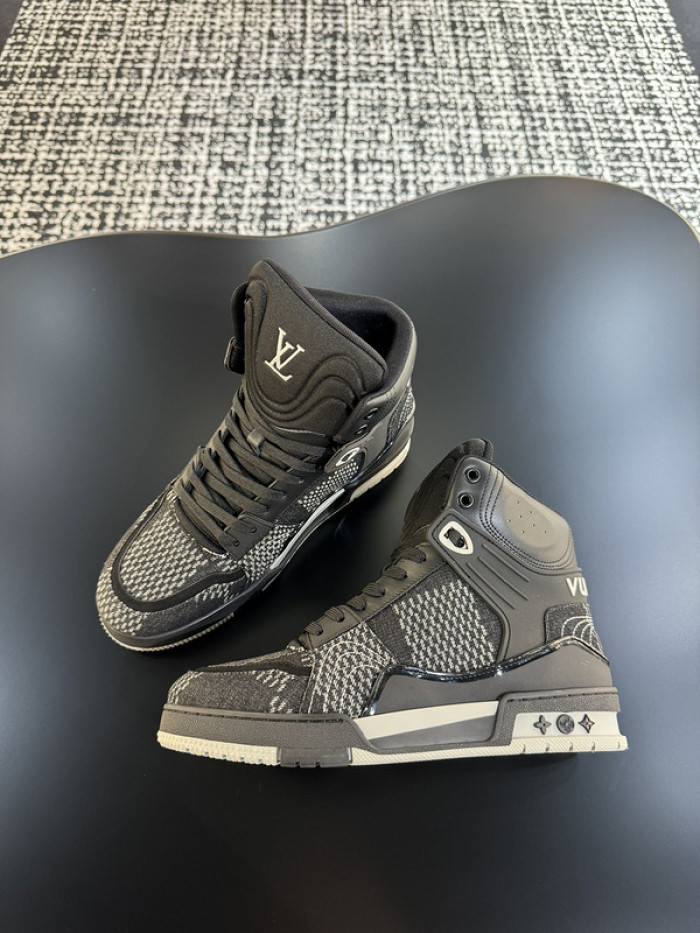 L&V SNEAKERS