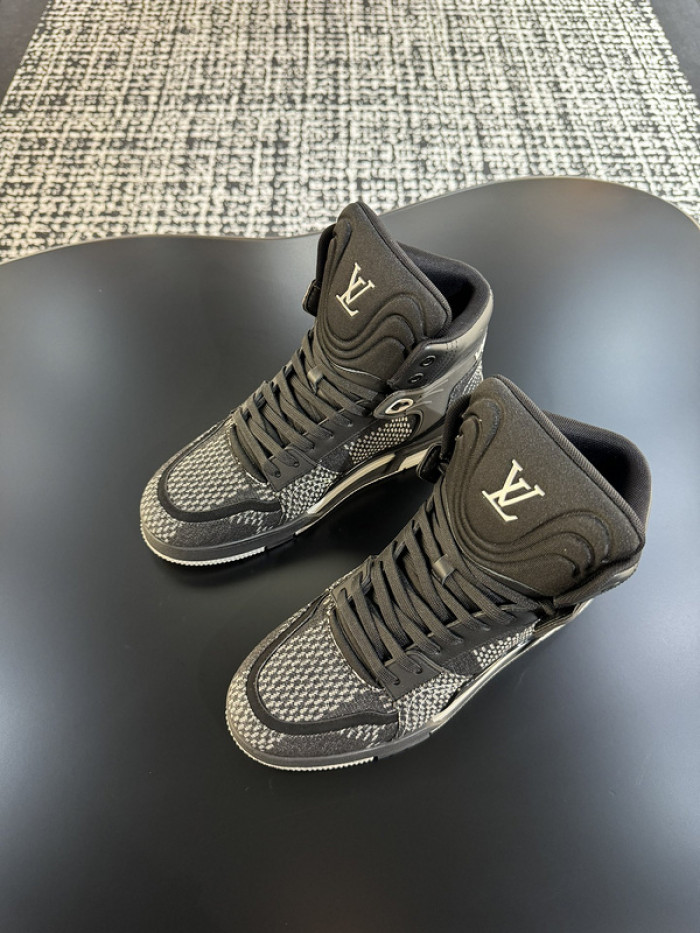L&V SNEAKERS