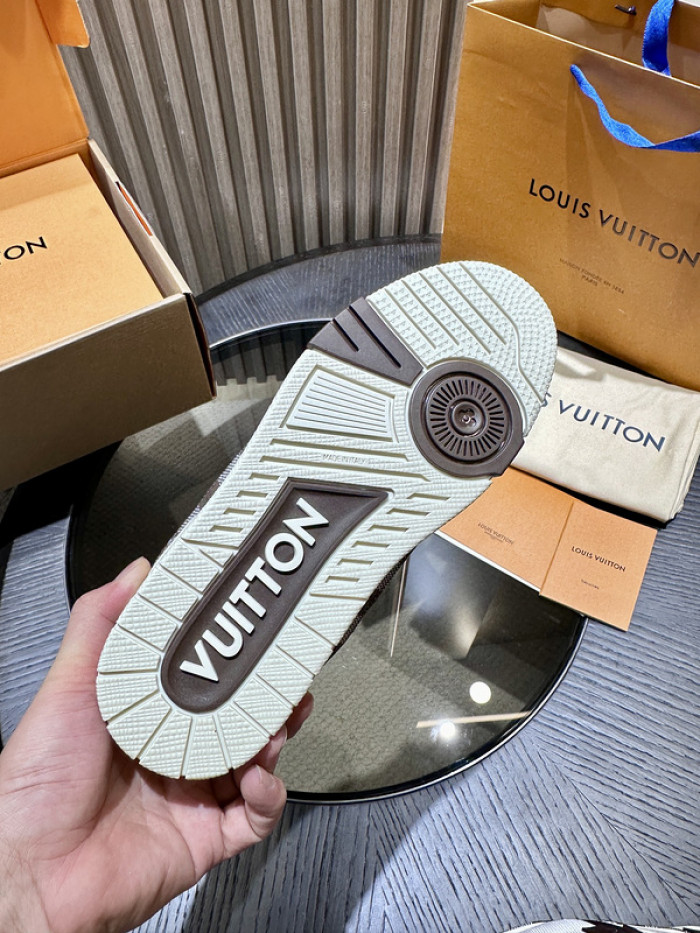 L&V SNEAKERS
