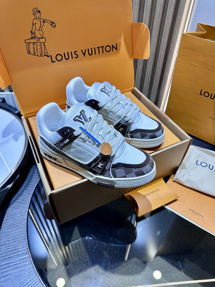 L&V SNEAKERS