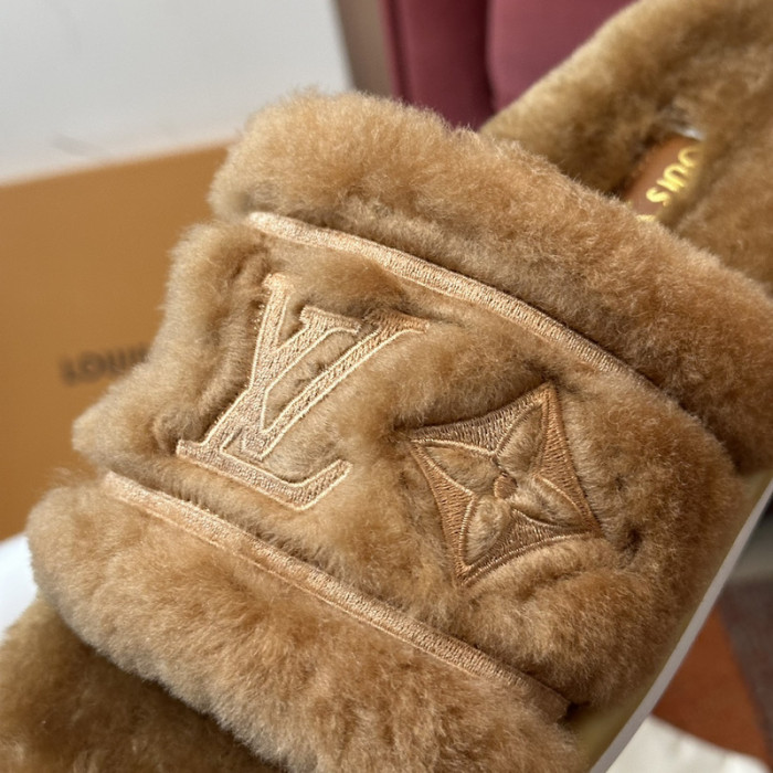 L&V SLIPPERS