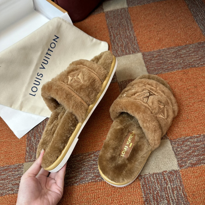 L&V SLIPPERS