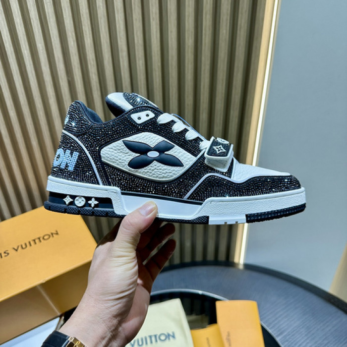 L&V SNEAKERS