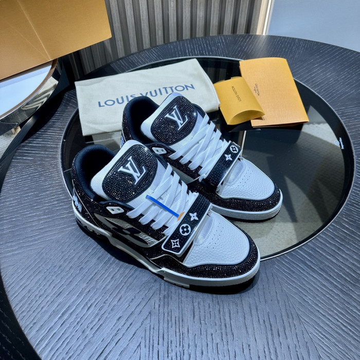 L&V SNEAKERS
