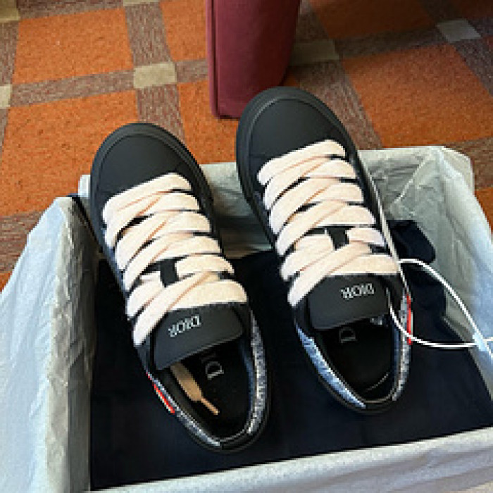 DI*O*R B33 PANKICK