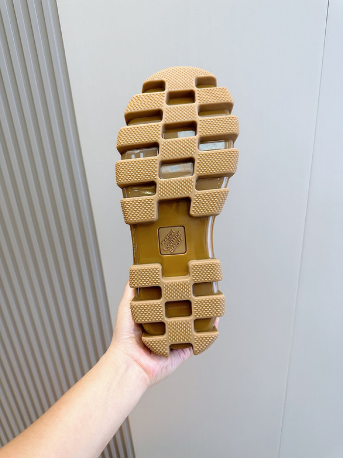 L&V SNEAKERS