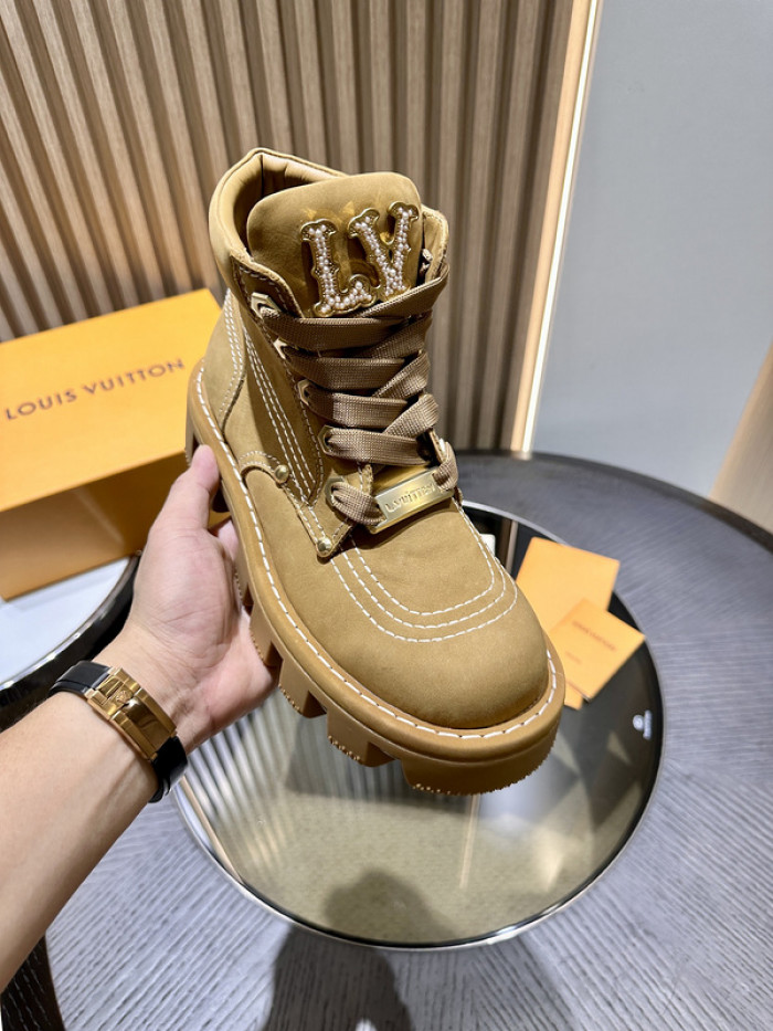 L&V SNEAKERS