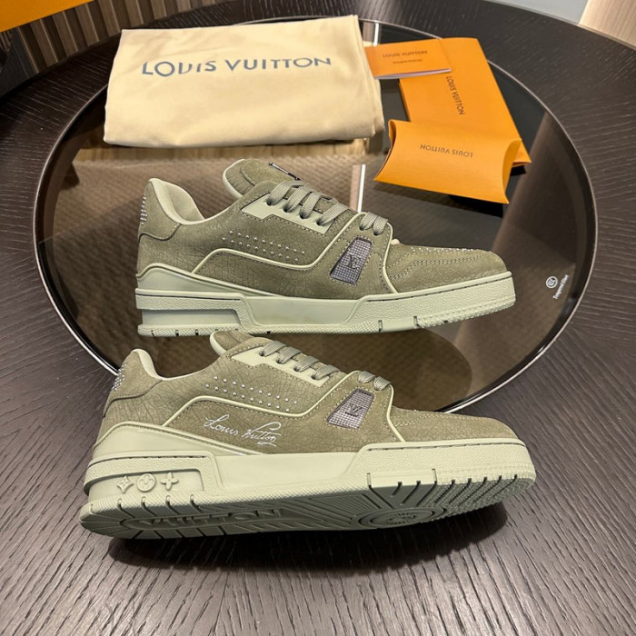 L&V SNEAKERS