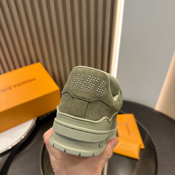 L&V SNEAKERS