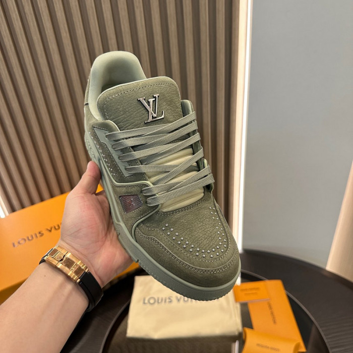 L&V SNEAKERS