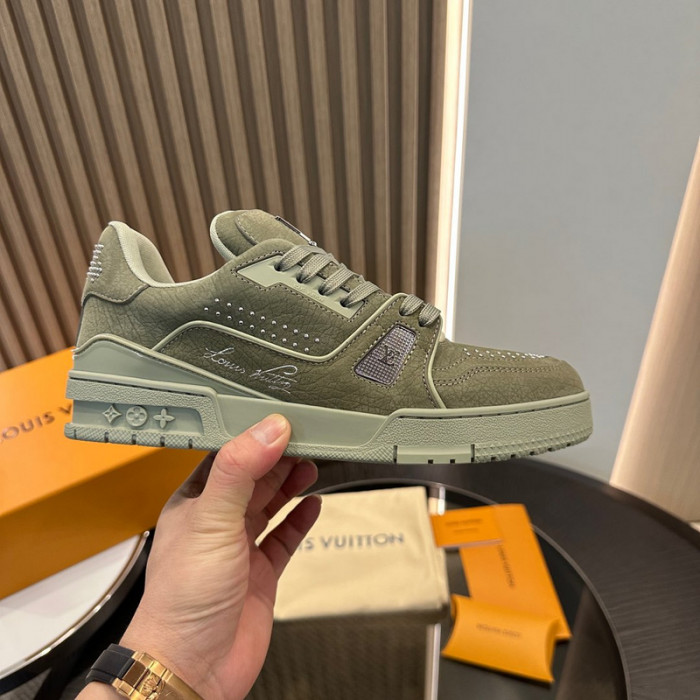 L&V SNEAKERS