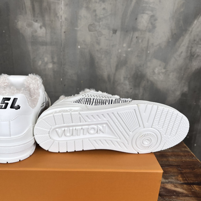 L&V SNEAKERS