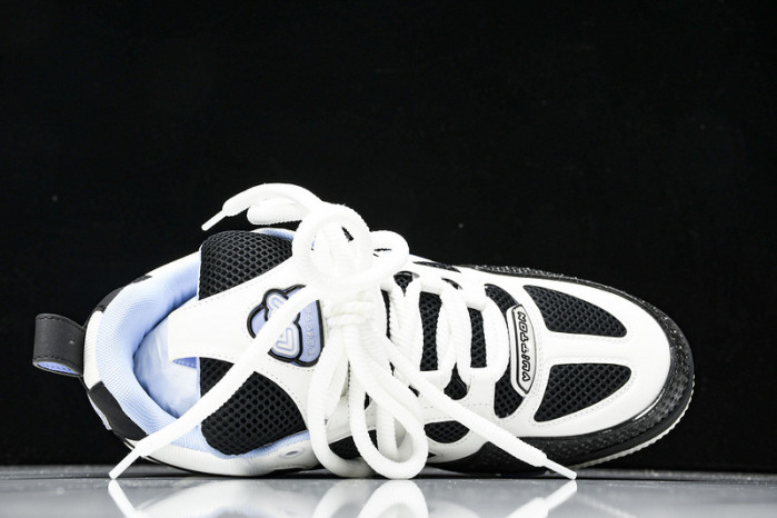 L&V SNEAKERS