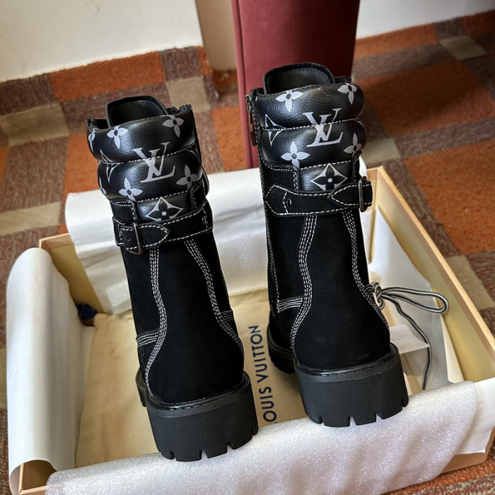 L&V SNEAKERS
