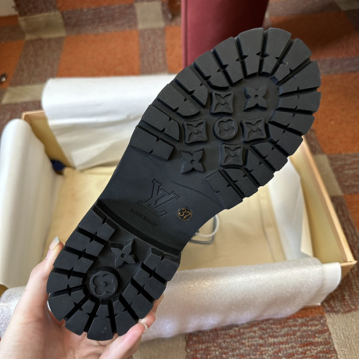 L&V SNEAKERS