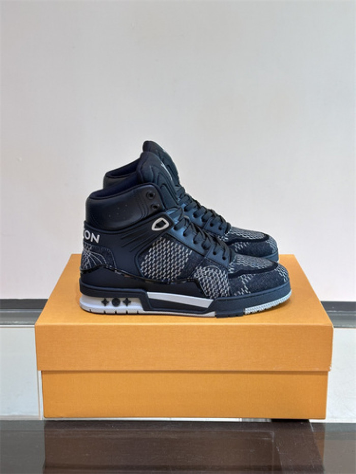 L&V SNEAKERS