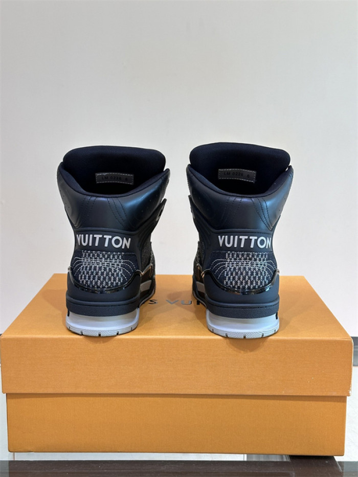 L&V SNEAKERS