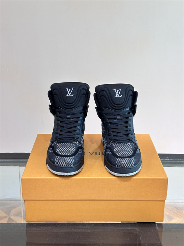 L&V SNEAKERS