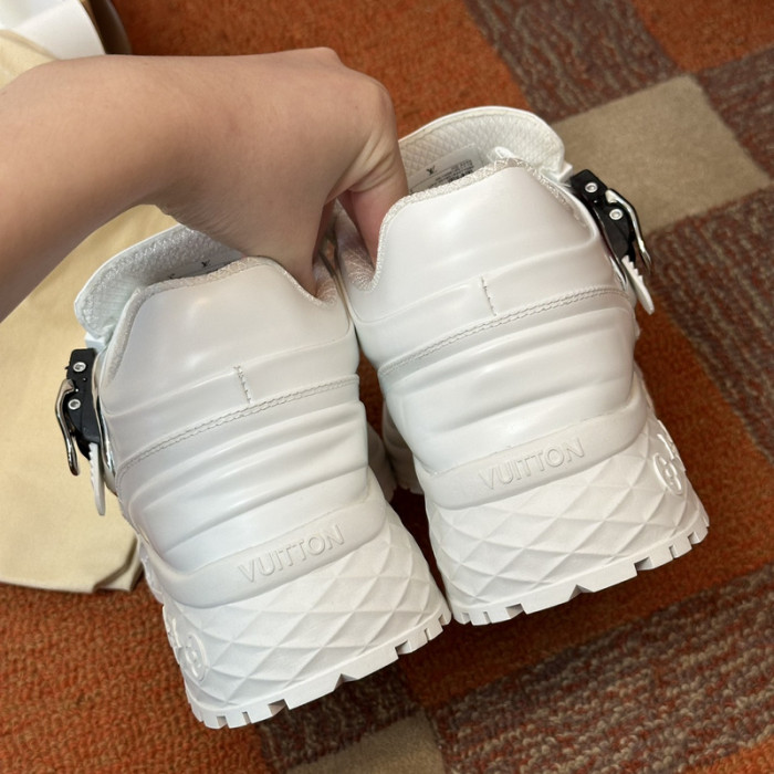 L&V SNEAKERS