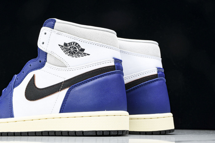 Air Jordan 1 High OG DZ5485-100