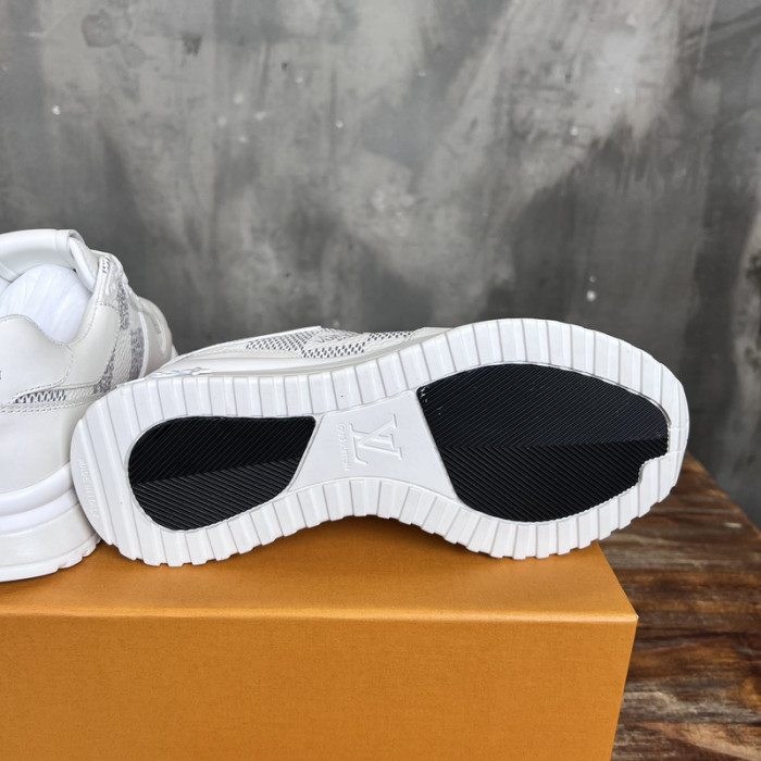 L&V SNEAKERS