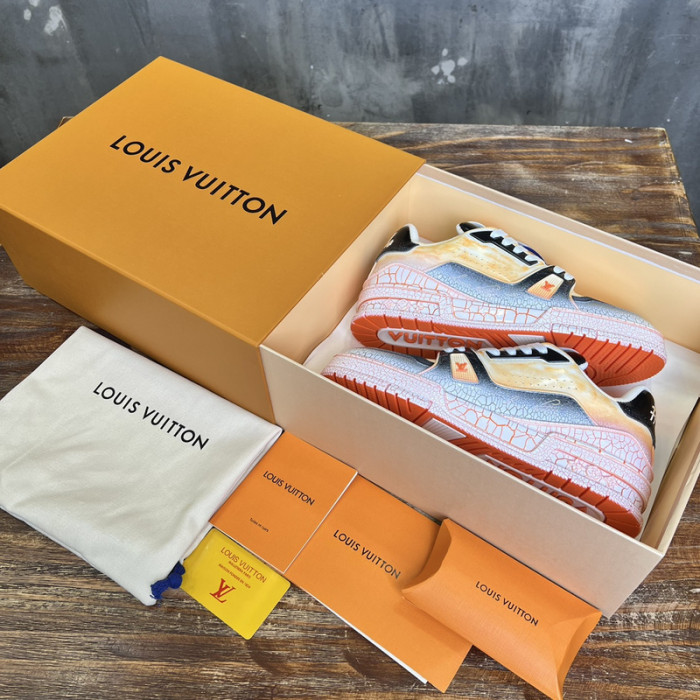 L&V SNEAKERS