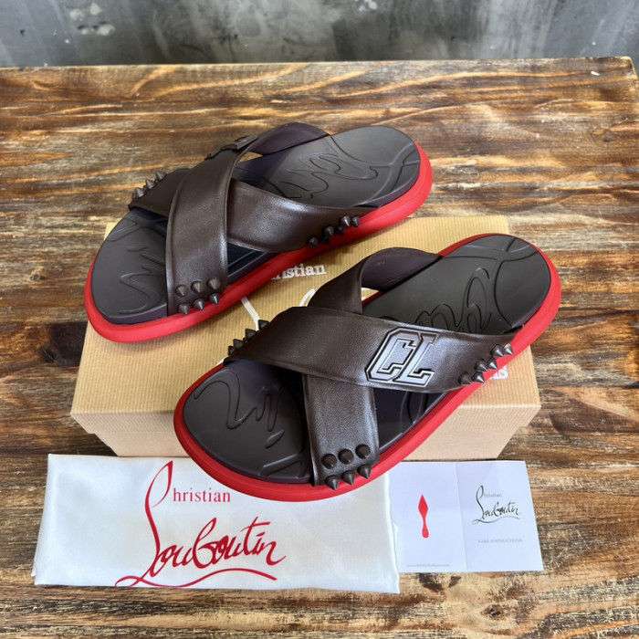 CL SLIPPERS