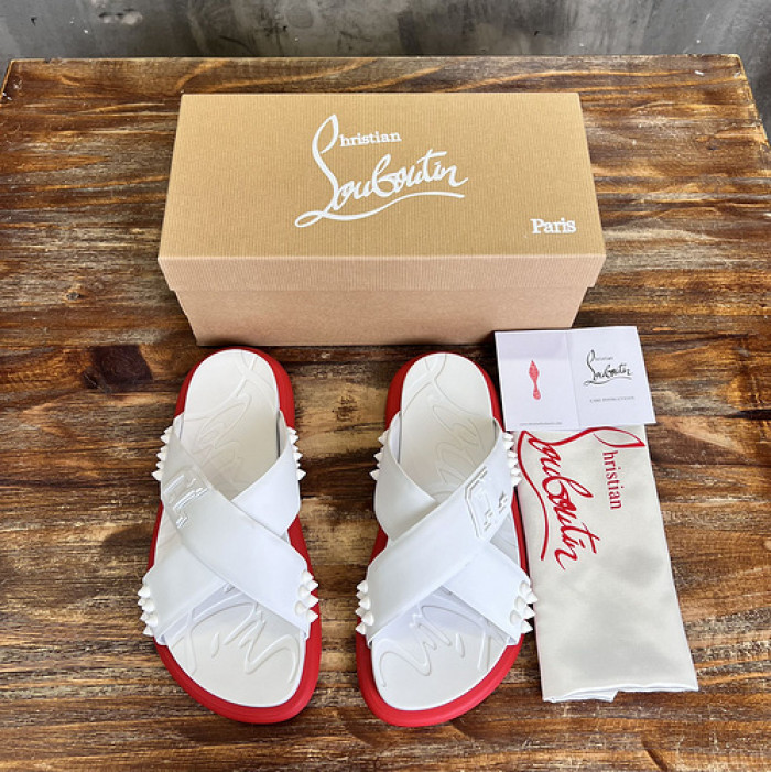 CL SLIPPERS