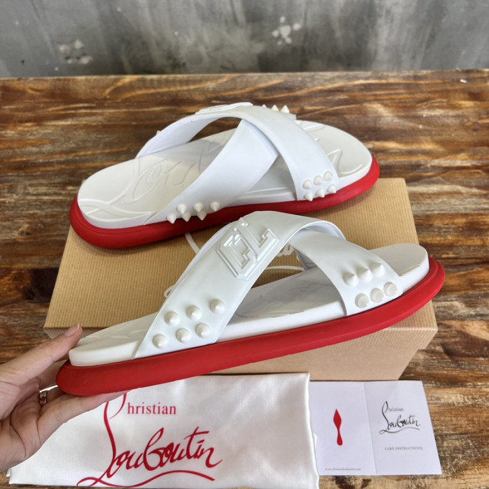 CL SLIPPERS
