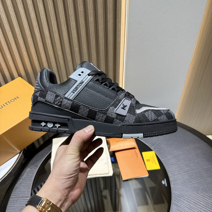 L&V SNEAKERS