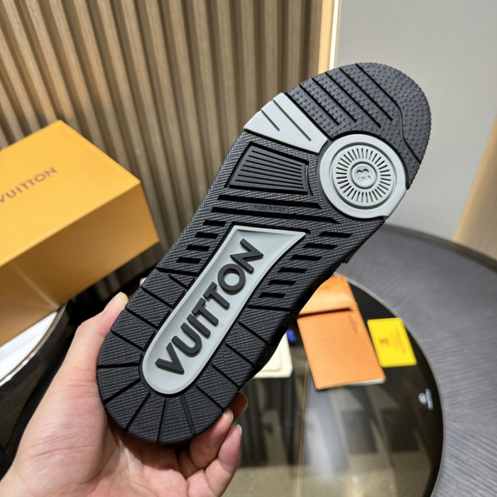 L&V SNEAKERS