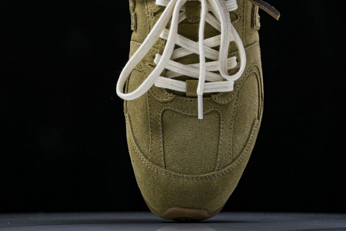 New Balance Mi­u