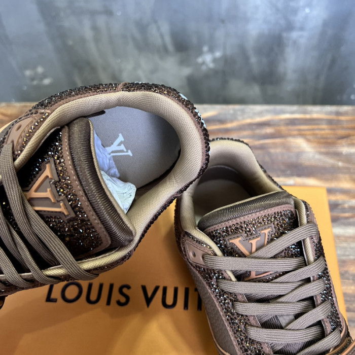 L&V SNEAKERS