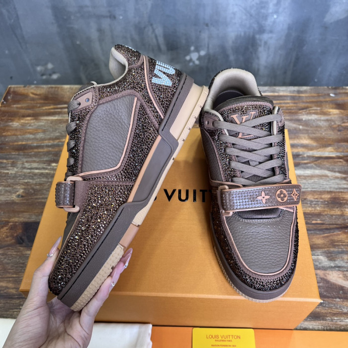 L&V SNEAKERS