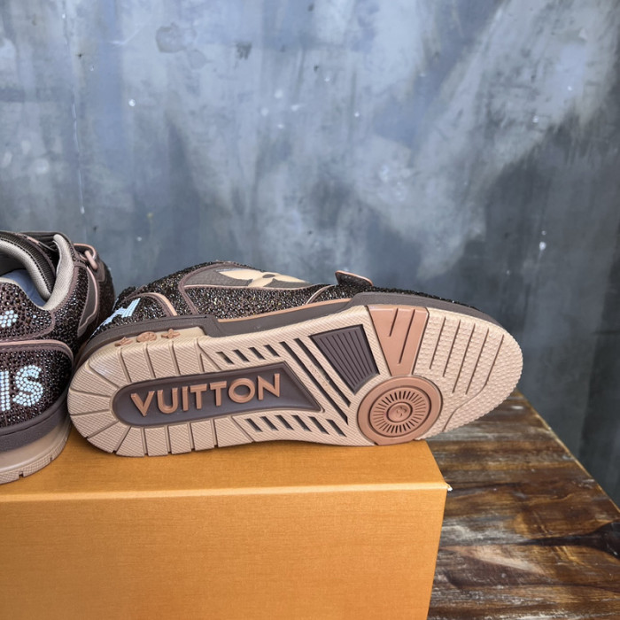 L&V SNEAKERS