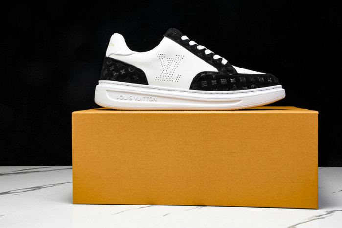 L&V SNEAKERS
